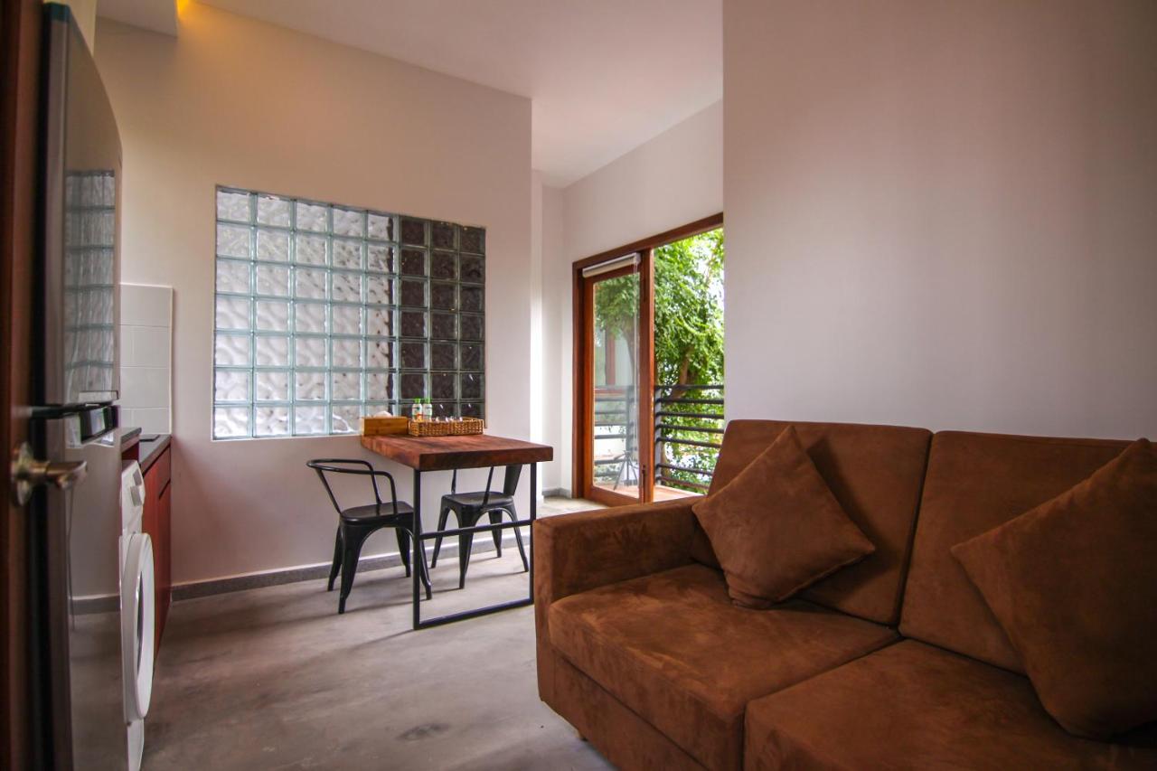 Sarina Hotel & Villa Phnom Penh Exterior photo